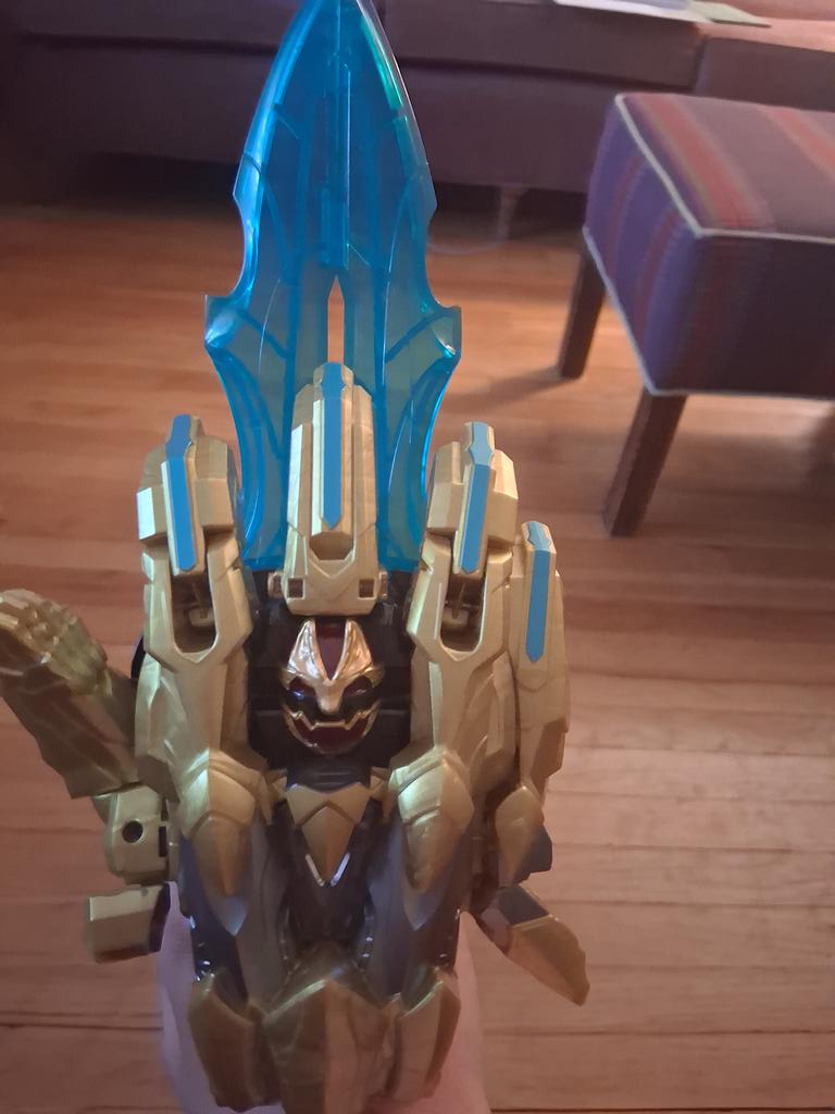 GpaVL26XAAAN7QM.jpeg