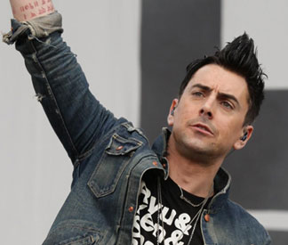 Ian_Watkins.png