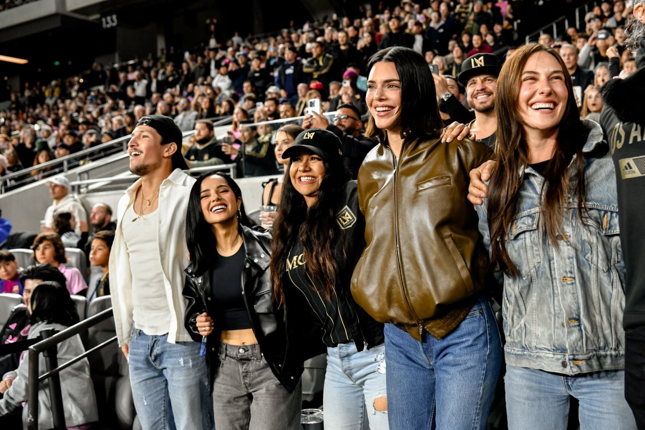 Kendall_Jenner_and_Becky_G_the_CONCACAF_Champions_Cup_match_in_Los_Angeles_04-02-2025__4_.jpg