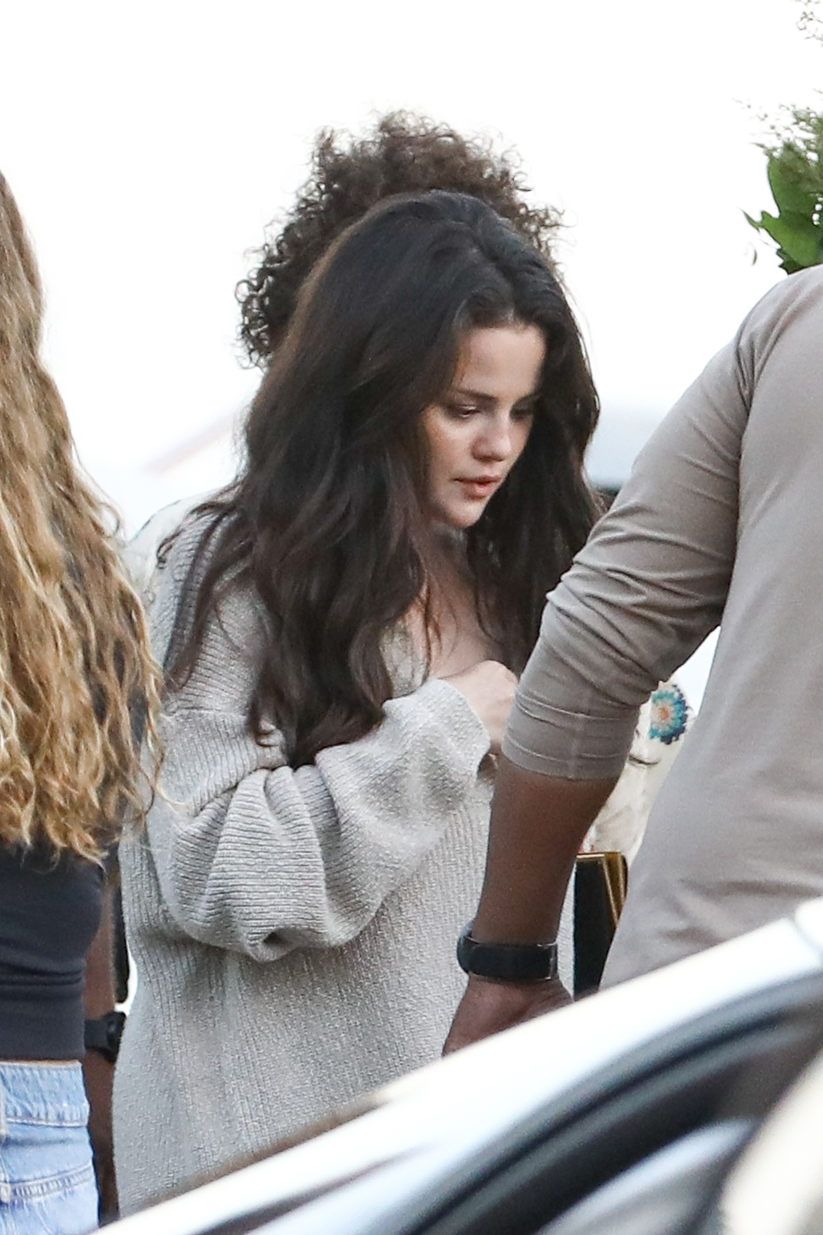 Selena_Gomez_leaving_Nobu_in_Malibu_06-15-2024__3_.jpg