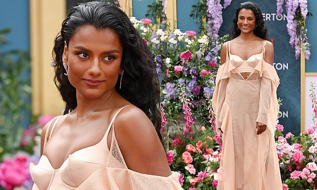www.dailymail.co.uk