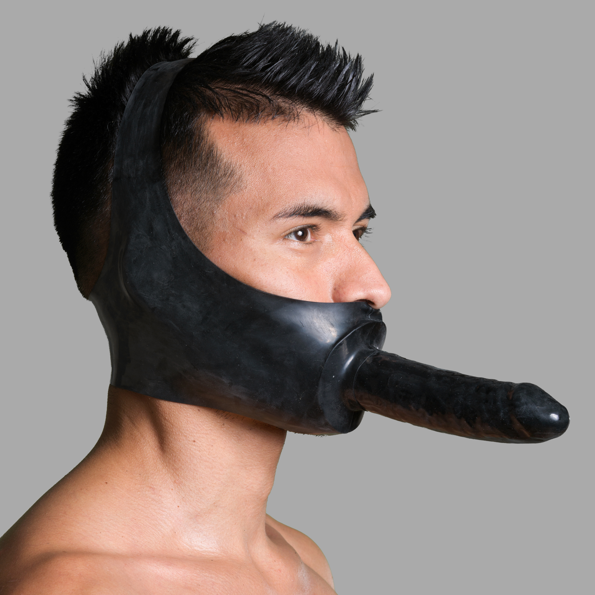 face-fucker-strap-on-mask-ref-9669-00.jpg